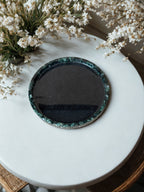 Tavă decorativă handmade din rășină și piatră — vedere 2