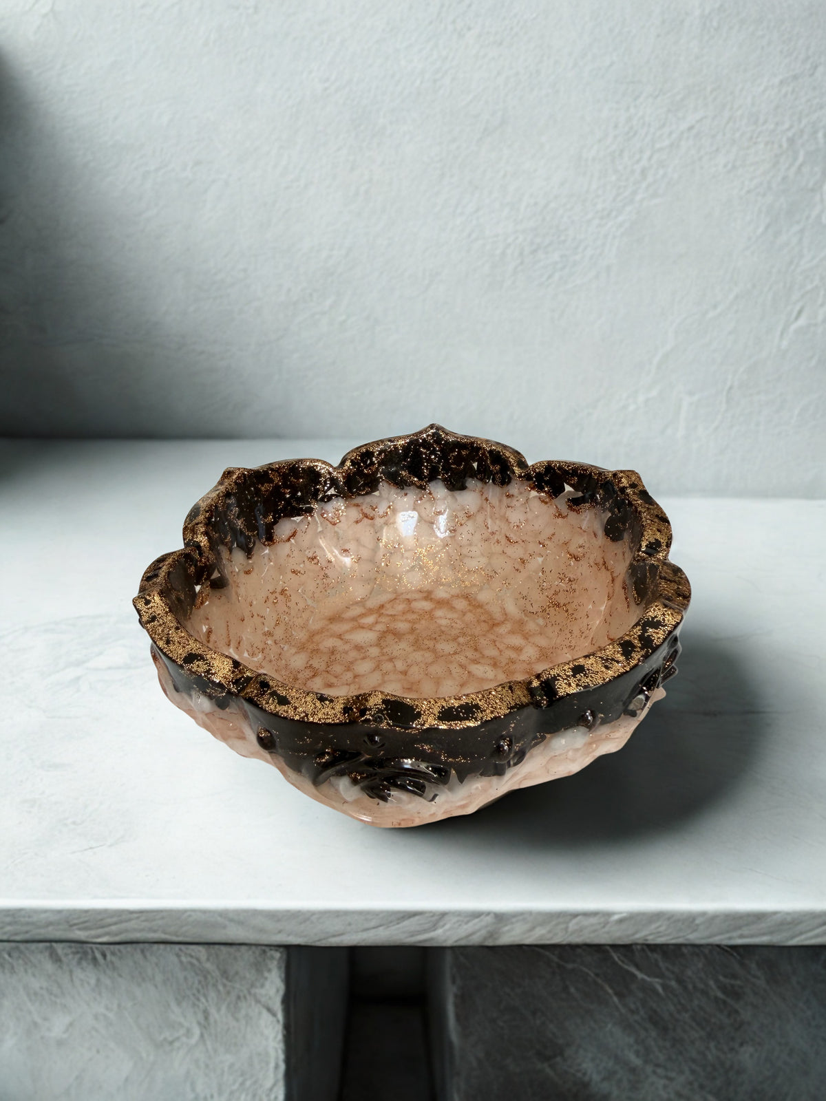 Bol decorativ handmade din rășină și piatră — vedere 3