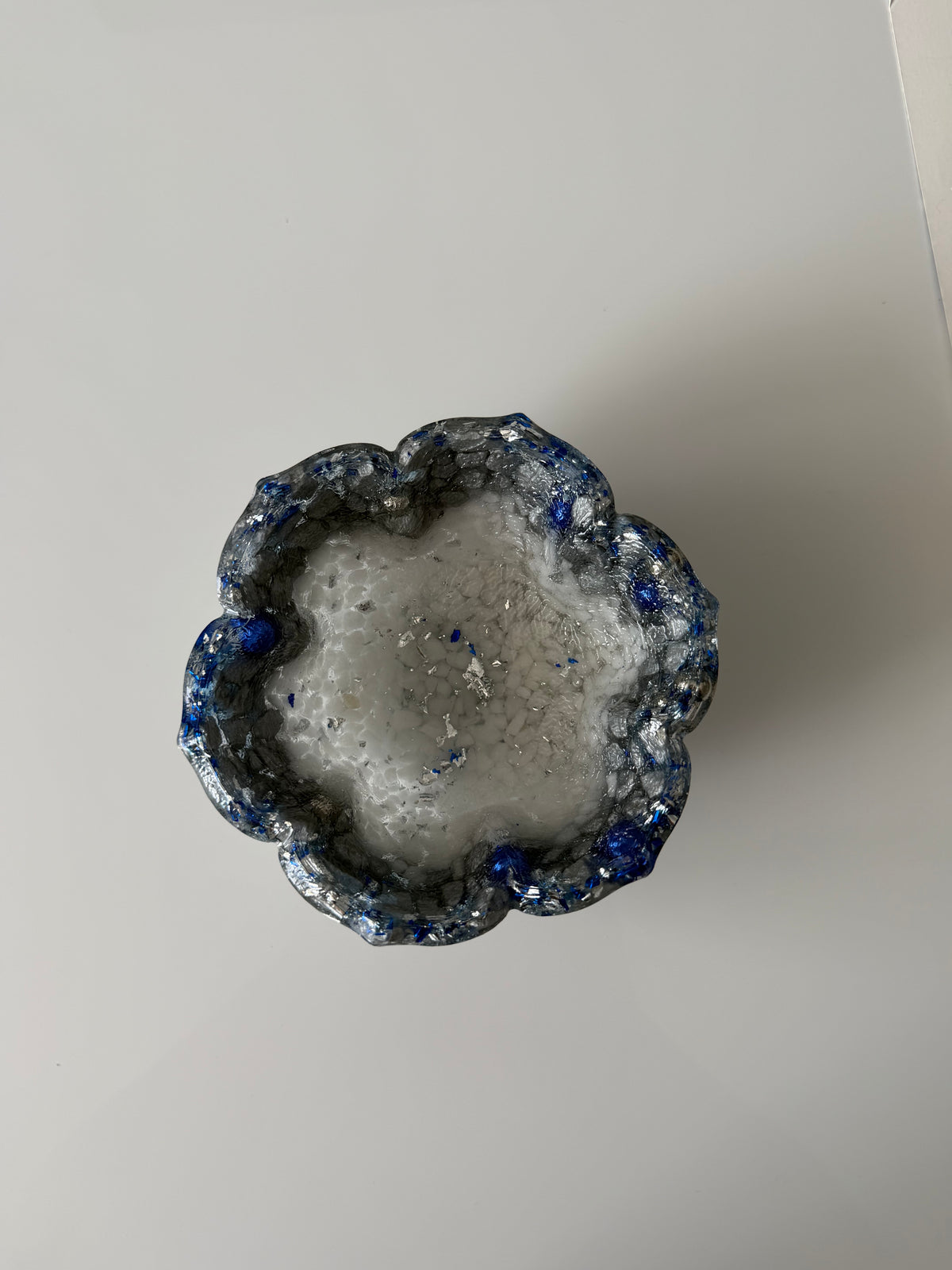 Bol decorativ handmade din rășină și piatră — vedere 3