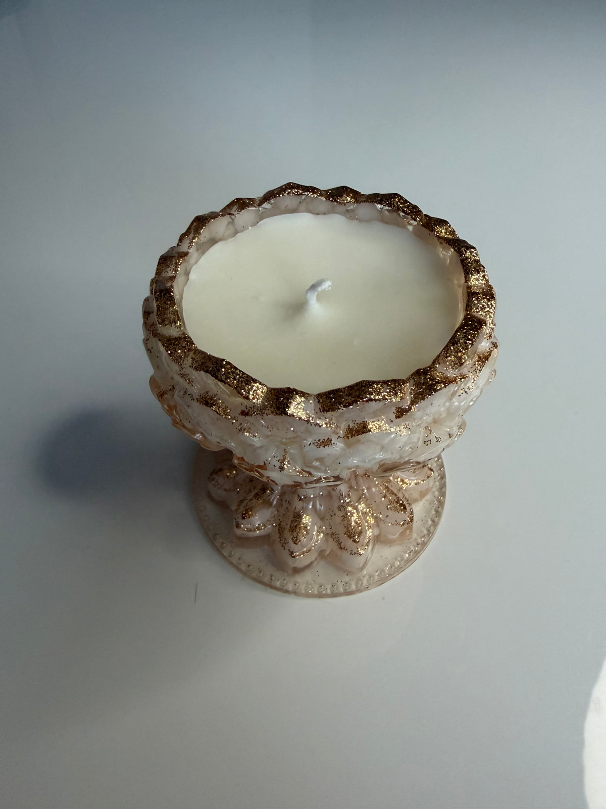 Lumânare neparfumată în suport handmade, vedere 2