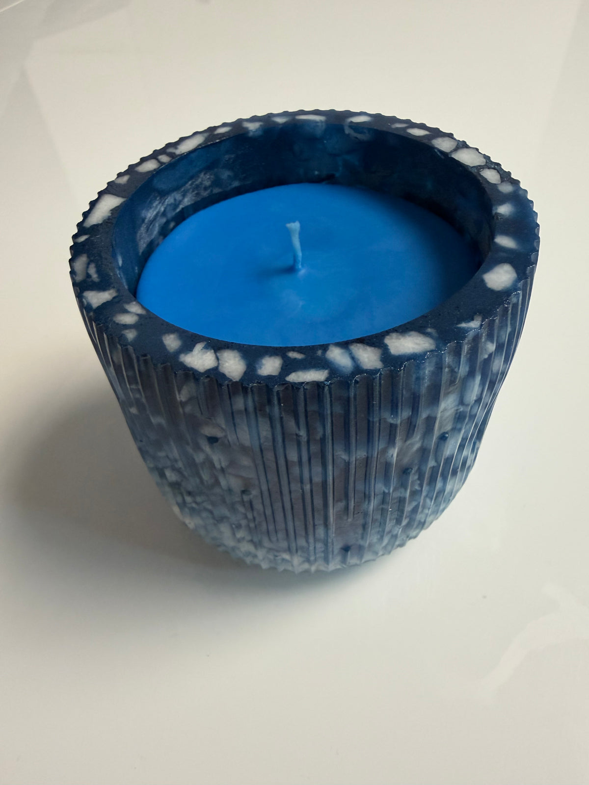 Lumânare neparfumată în suport handmade, vedere 2