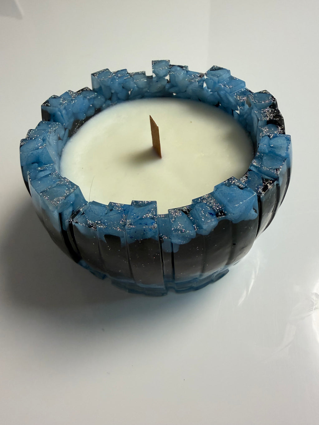 Lumânare parfumată Chanel în suport handmade, vedere 2