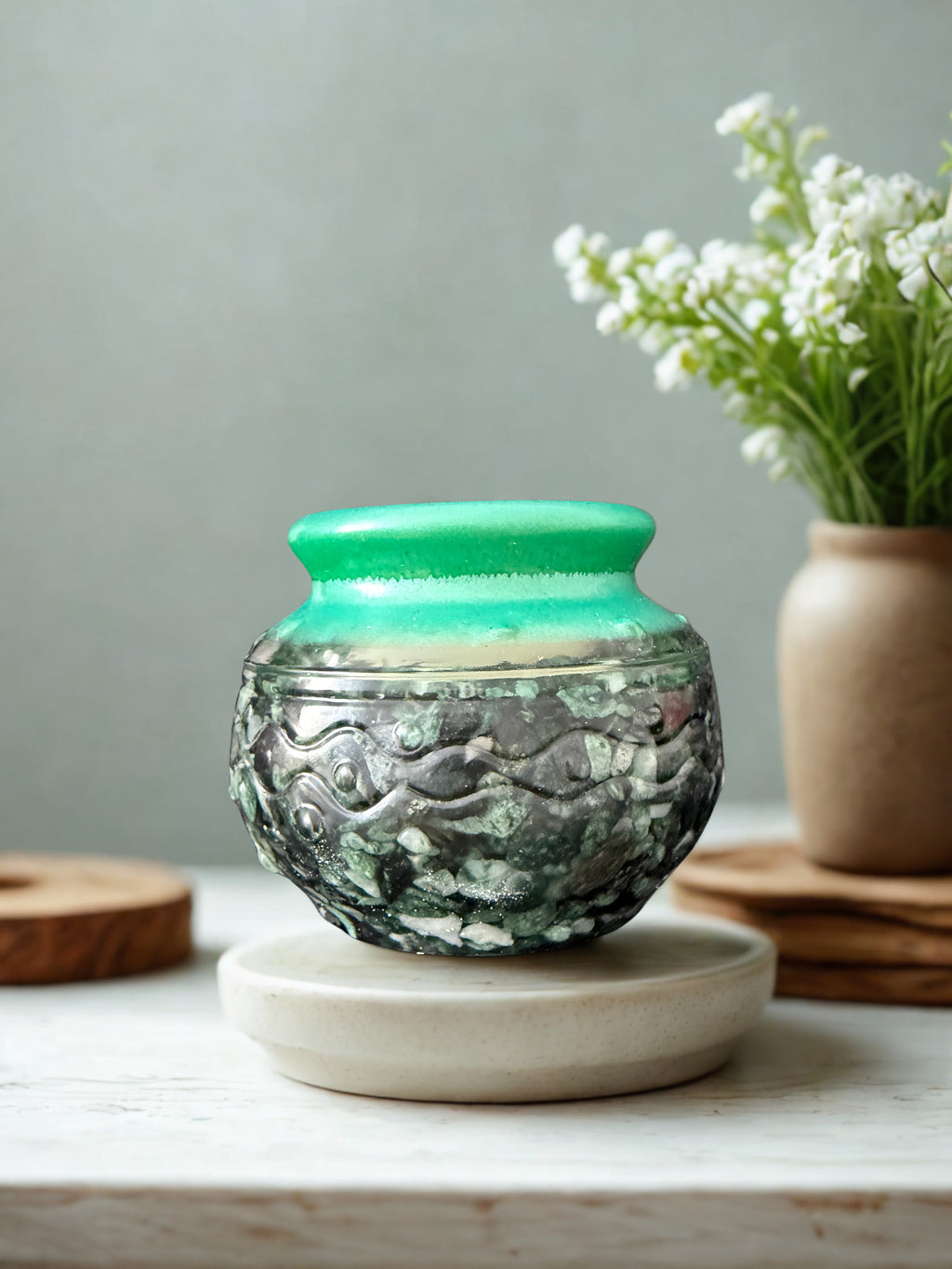 Lumânare neparfumată în suport handmade, vedere 1