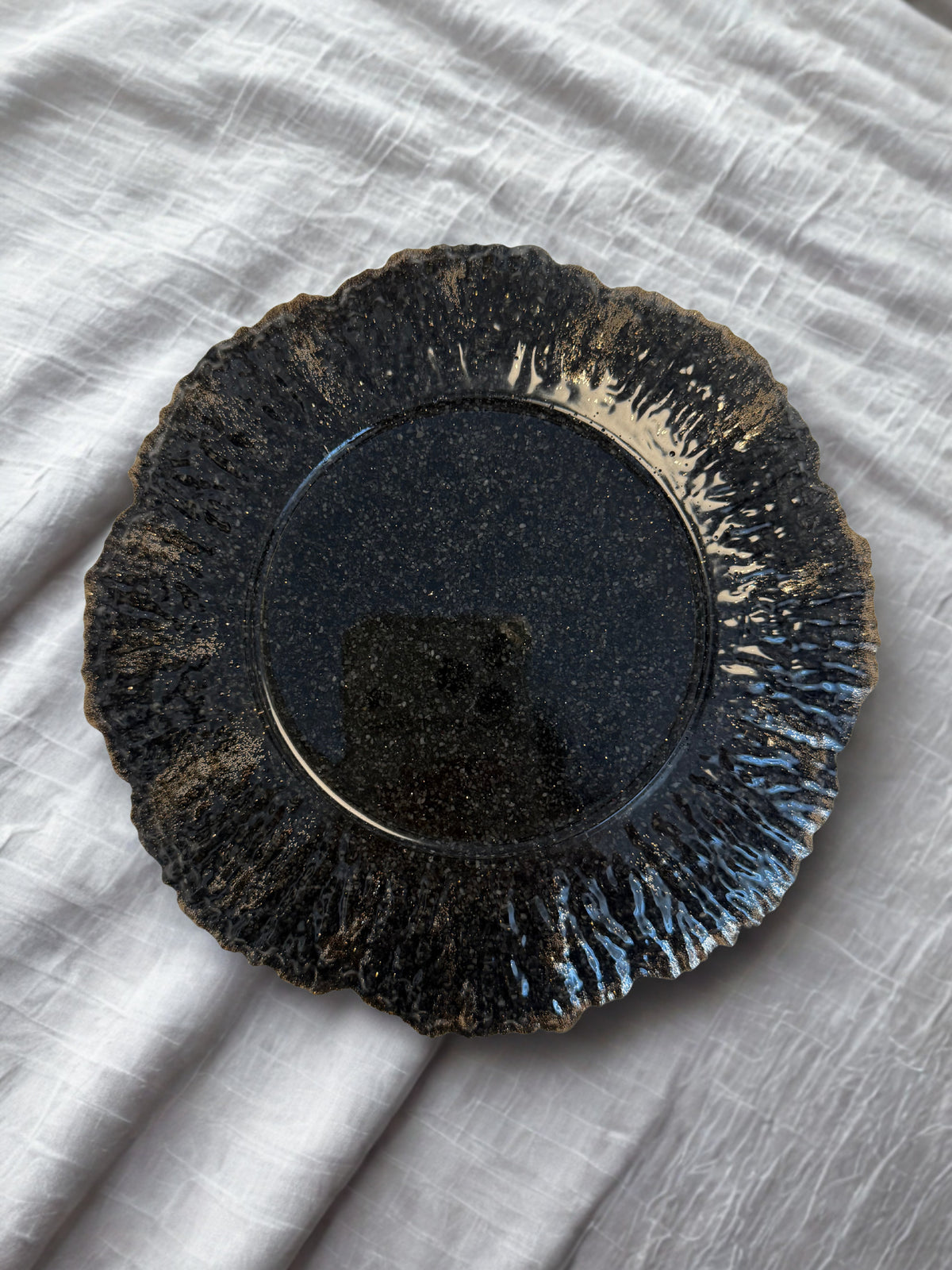 Tavă decorativă handmade din rășină și piatră — vedere 3