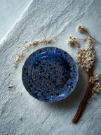 Scrumieră handmade din rășină și piatră — vedere 3